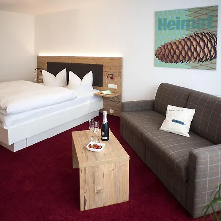 Garni Schmieder's Ochsen מלון 3*