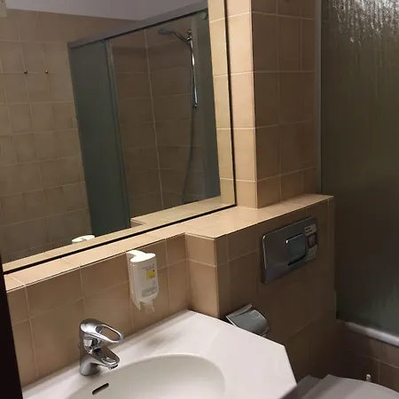 Garni Schmieder's Ochsen מלון 3*